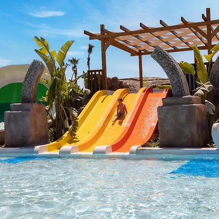 Regnum Carya Hotel