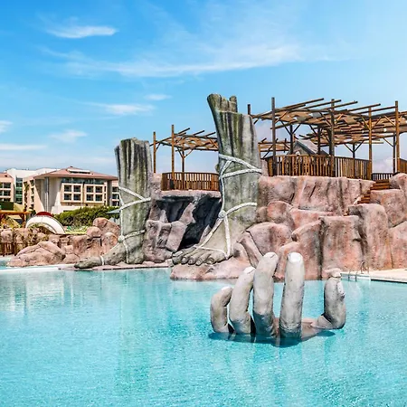 Hotel Regnum Carya 5*