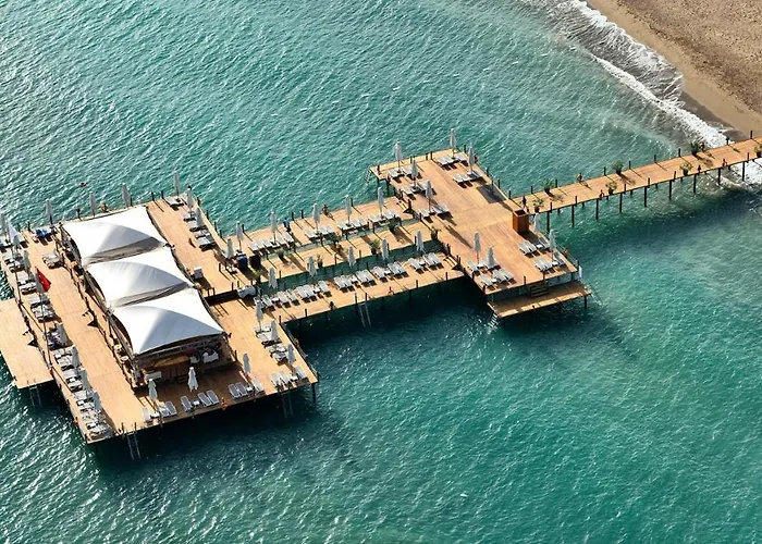 ريجنوم كاريا فندق