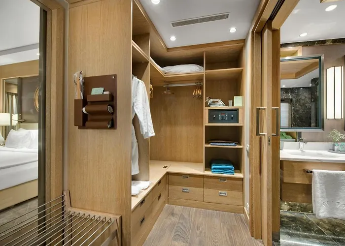 ريجنوم كاريا 5* بيليك