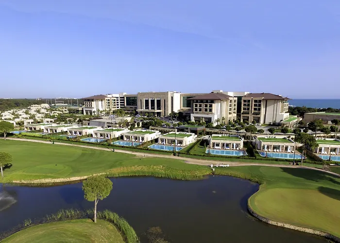 فندق ريجنوم كاريا بيليك