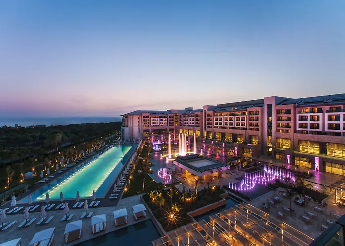 ريجنوم كاريا فندق