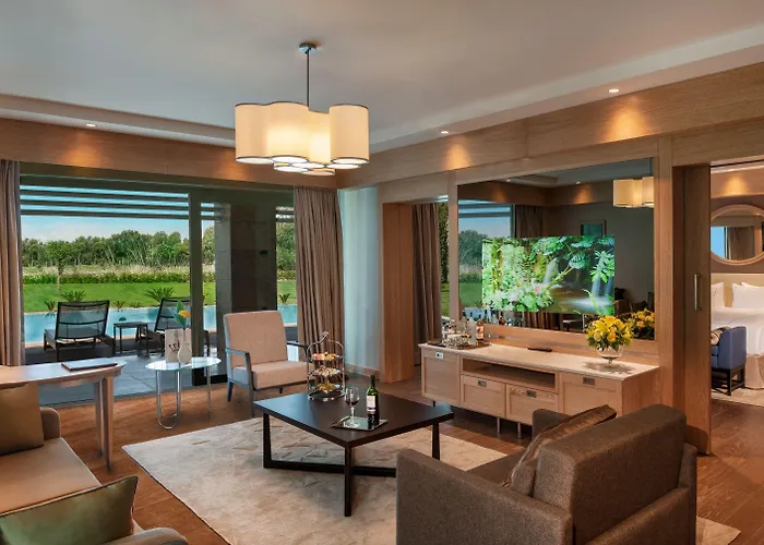 فندق ريجنوم كاريا